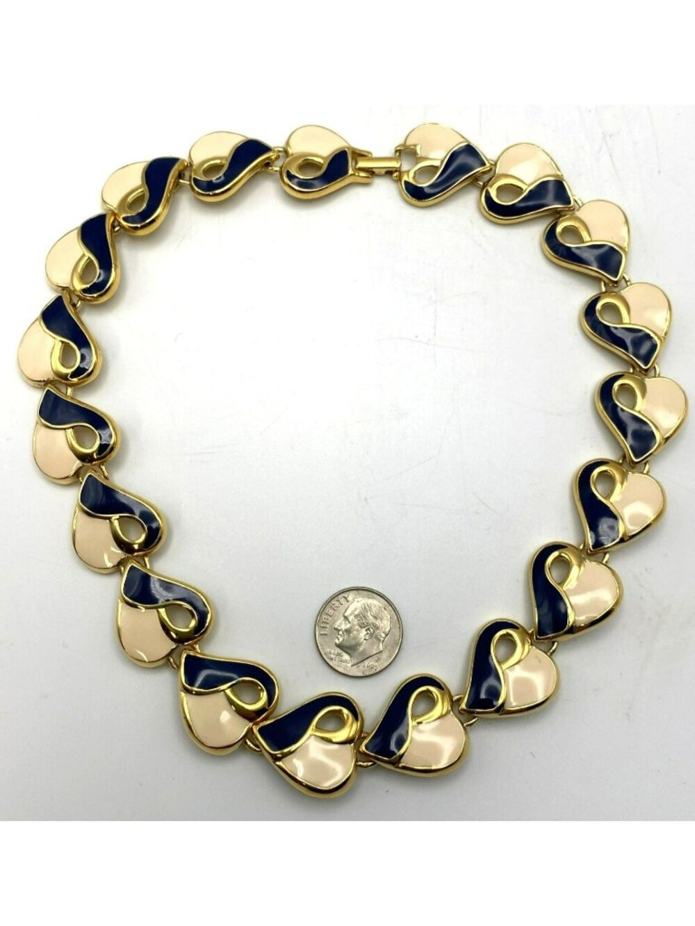 Vintage Heart Necklace Enamel Cream Navy Blue Gold Tone 1980s 80's Retro Y2K - Picture 8 of 8